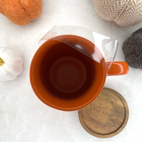 ❌SOLD❌ Rae Dunn NWT PUMPKIN Wooden Lid Fall Autumn Mug Orange and Ivory NEW - Picture 4 of 13